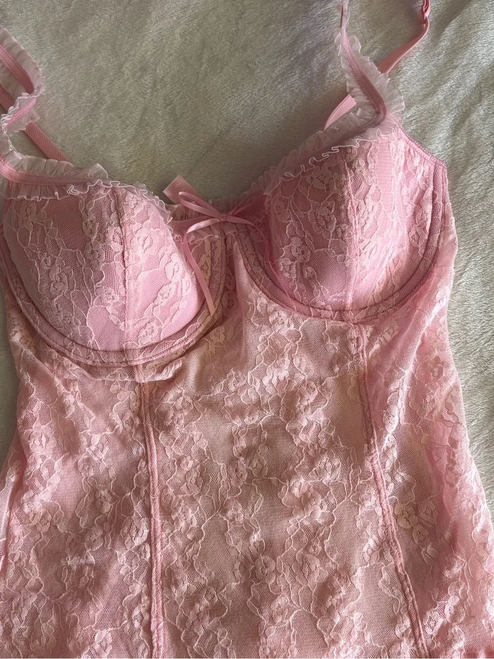 Victoria Secret Bustier AND panty ASO Sydney Carlson Size M Baby‎ Pink Lace Y2K